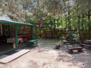 Klimatyczny domek nad jeziorem Glinki