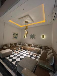 Riad-style triplex in secure residence