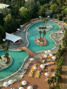 Dreamland Oasis Sea view Hotel