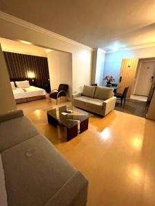 Actuall Convention Hotel