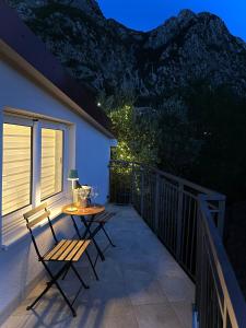 Olive Tree Apartment Unique 3-Level House