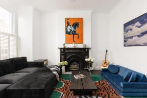 Elegant 4BDR Clapham House with Garden and Study