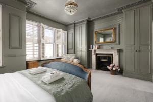 Elegant 4BDR Clapham House with Garden and Study
