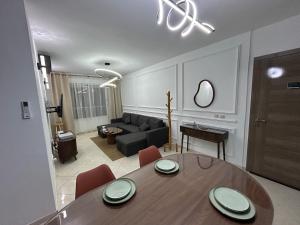 Cozy green apartment ISLANE, HAY MOHAMADI
