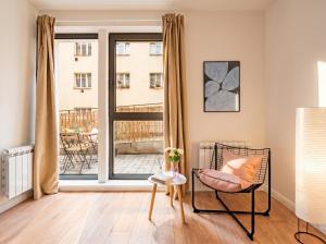 Prague Center Apartment - Private Terrace & Yard