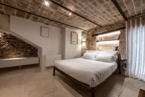 Borgo Baccile by Vini Fantini