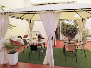 Hostal Evy Garden