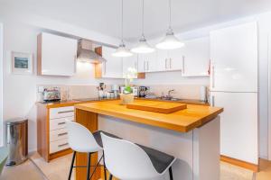 2 Bed in Windermere oc-lr024