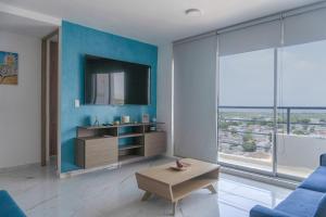 Great location close to airport