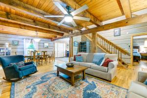 7 Acres w Trails! Waynesville Adventure Hub