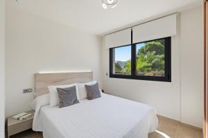 Apartamento en Port Trebol con parking privado y acceso directo a la piscina