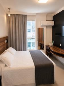 Atlântico Golden Apart Hotel