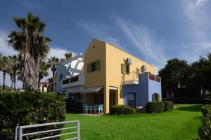 Villa DK Pefkohori Beachfront