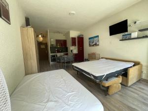 Studio Saint-Lary-Soulan Village, Terrasse, local dédié Vélo Ski , Parking