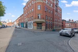 Leeds City Centre Luxe Apartments with Pool Table & Table Tennis