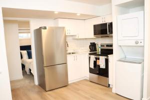 Exquisite Modern 2BR Home 1 Bath Sleeps 4