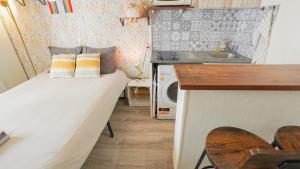 4 Stylish studio in Paris near République Metro