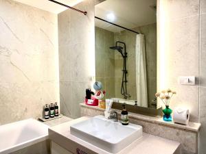 Cozy & Spacious 73sqm 2Bedroom The Astra Condo