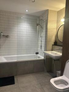 Stylish One-Bedroom Flat in West London