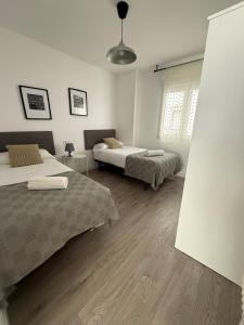 R2R - Amplio y moderno apartamento - 1A108