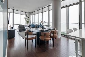 City Lights & Skyline Nights Bay Street Penthouse