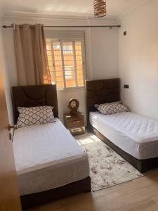 Calm 3BR Air conditioned Apartment in Marrakech, Pool & Parking