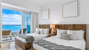 Beachfront Luxury 4BR Penthouse with Incredible Ocean Views
