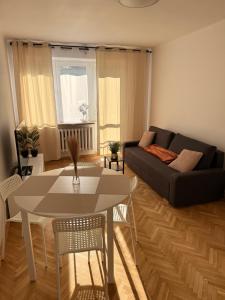 Wawelska Urban Stay Free Parking
