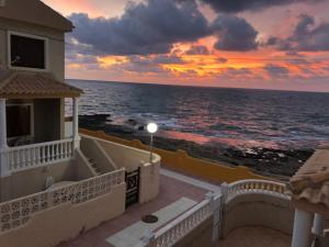 Chalet-adosado en cabo mar TORREVIEJA