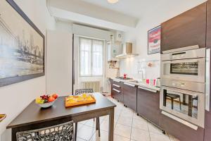 Casa Rachele 2BR in Stresa Centre with Balcony - Happy Rentals