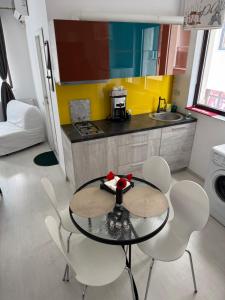 Studio Minunat la MARE