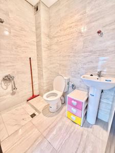 Modern apartment sur la courniche de la ville