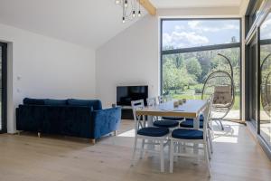 Lautri Holiday Home in Hausma