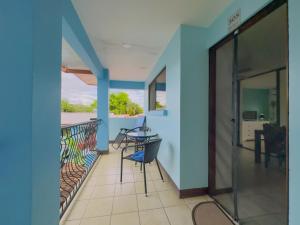 Marina Loft 305 Beautiful corner studio 3rd floor