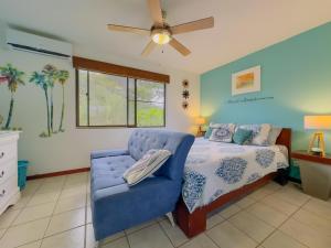 Marina Loft 305 Beautiful corner studio 3rd floor
