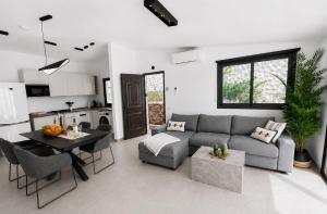 Villa Sotavento Ocean Views Modern New Apartment in Natural Park