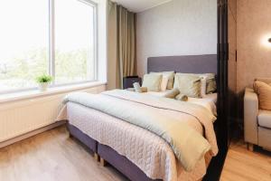 BNB 3 Towers apartment
