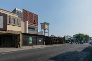 Urbanview Mastrip Karangpilang Surabaya