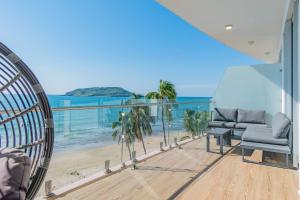 Hermoso Condo al Pie de la Playa Camino al Mar
