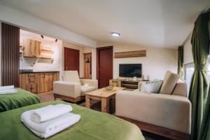 Darki Bazaar Apartments-Central bazaar location with free parking