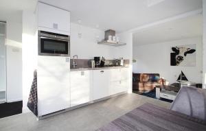 Gorgeous Home In Noordwijkerhout With Wifi