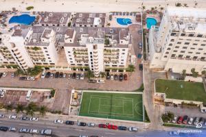 Incredible 2BD Beach Oceanfront in great location