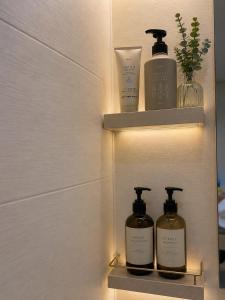 Stylish Apartment for 5 Walk to Dotonbori Shinsaibashi 最大5名 道頓堀 心斎橋徒歩圏内 スタイリッシュ