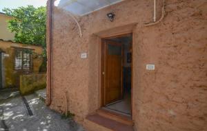 1 Bedroom Cozy Home In Corsanico