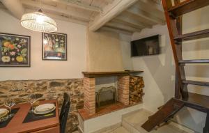 1 Bedroom Cozy Home In Corsanico