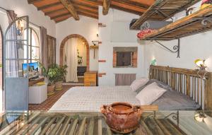 Nice Home In Barga With Wifi