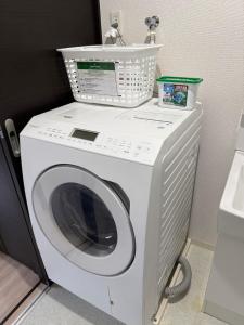 Shirohato Stay 702