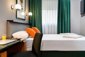 Hotel Malcom and Barret