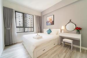 A Cozy Master TD Apt near Landmark81 pool gym 1brd