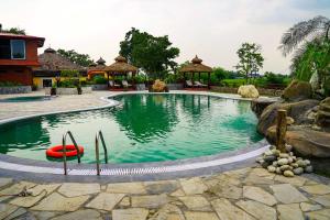 Sapana Village Lodge